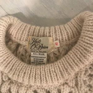 Authentic wool Irish Sweater NWOT Size 42